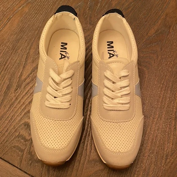 Mia kids sneakers - Picture 2 of 6